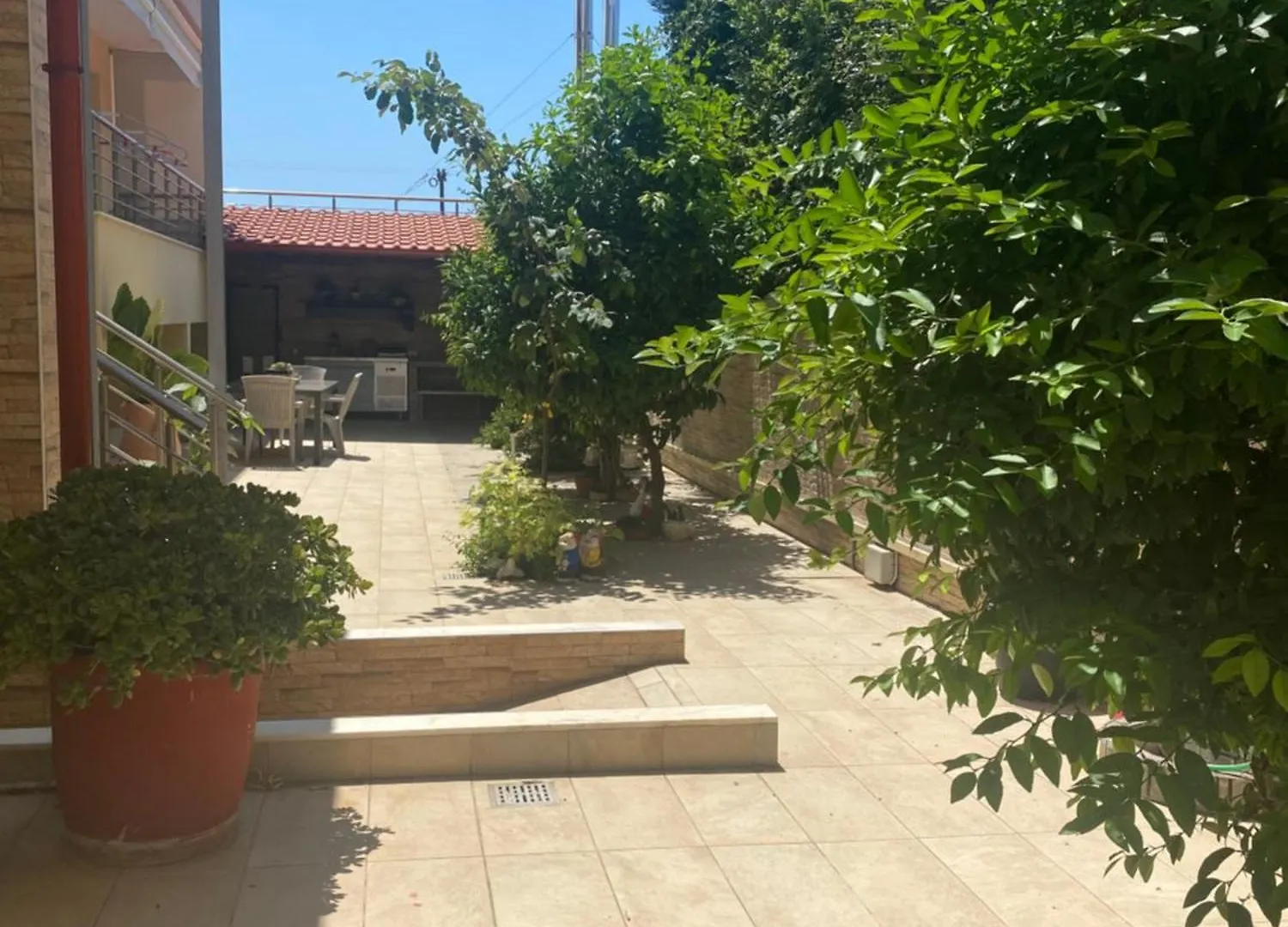 Efrosinis Home Nea Michaniona